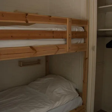 דירה Cozy Forest Cabin, Fenced Garden, Peace & Privacy *